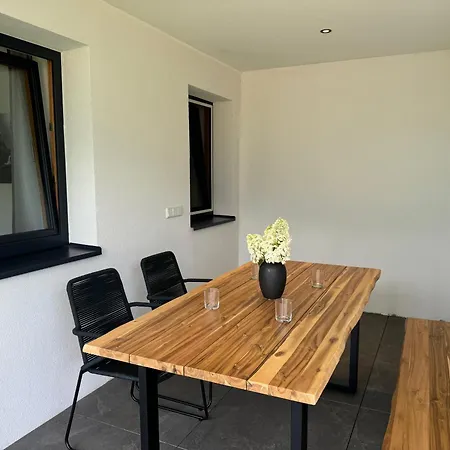 Appartement 657 *