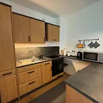 657